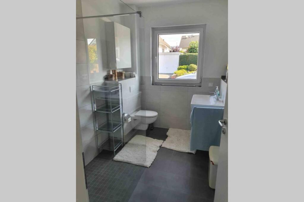 Ruhige Mit Terrasse Appartement Oberbrechen